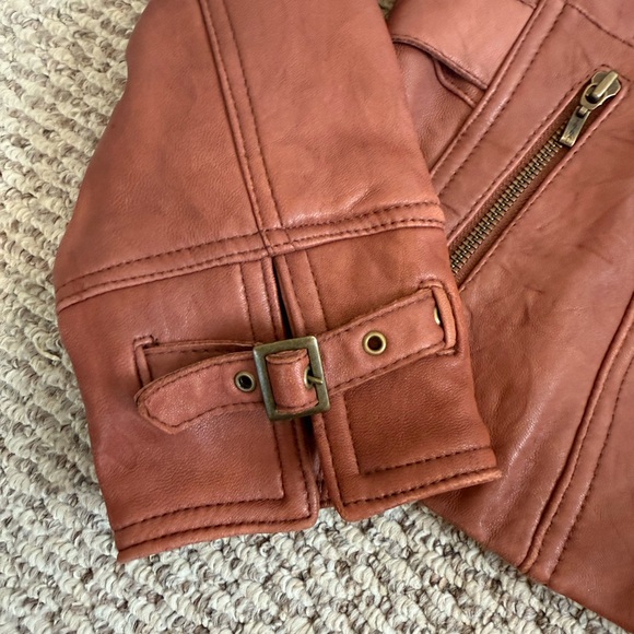 Tribal Women's Rust/Brown Leather Jacket - Picture 4 of 6